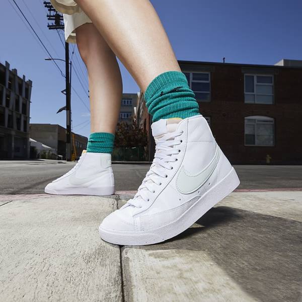 Women's Nike Blazer Mid 77 Next Nature Trainers White / Green | NK360UPN