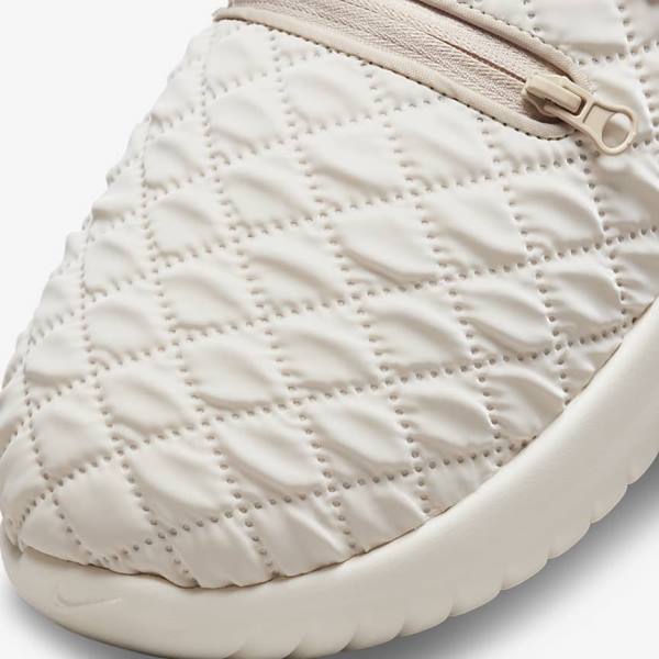 Women's Nike Burrow SE Slipper Trainers Light Brown / White / Grey | NK286AJZ