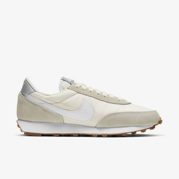 Women's Nike Daybreak Trainers White / Light Grey / White | NK139IYQ