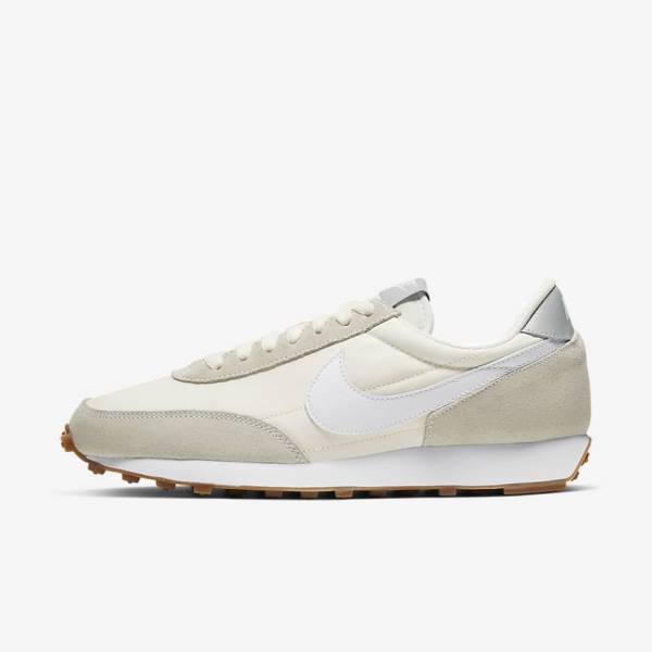 Women\'s Nike Daybreak Trainers White / Light Grey / White | NK139IYQ