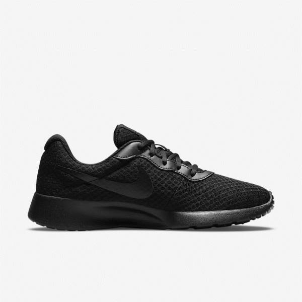 Women's Nike Tanjun Trainers Black | NK527SJX