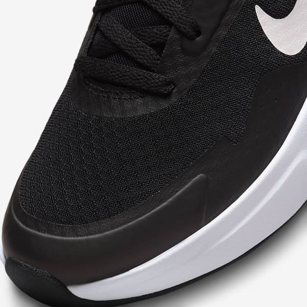 Women's Nike Wearallday Trainers Black / White | NK087OKM