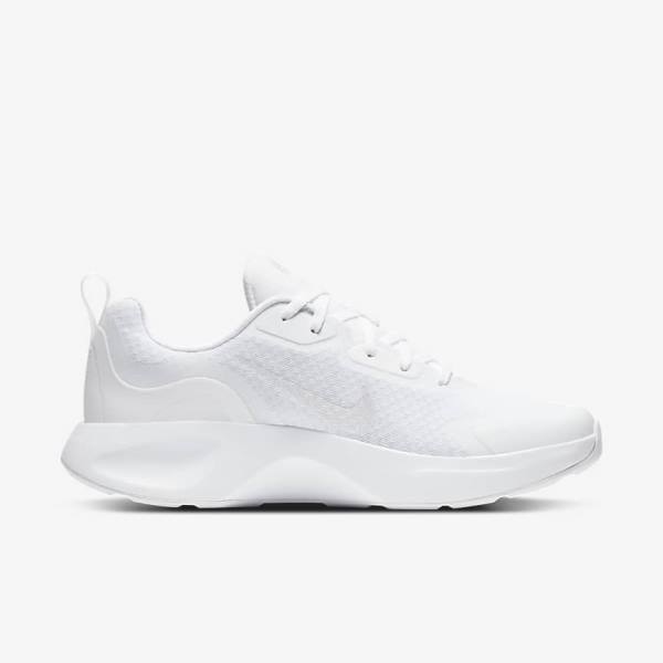 Women's Nike Wearallday Trainers White | NK618FBL