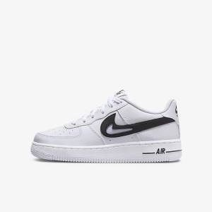 Kids' Nike Air Force 1 Older Trainers White / Black | NK045TXG