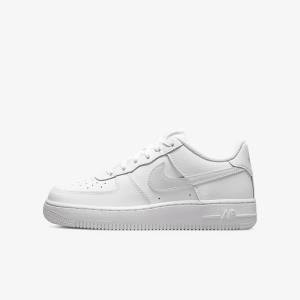 Kids' Nike Air Force 1 Older Trainers White | NK304FUB