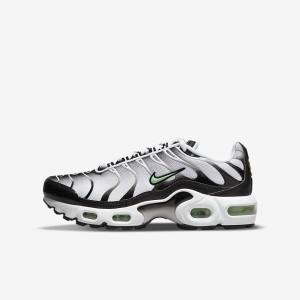 Kids' Nike Air Max Plus Older Trainers White / Black / Silver / Mint | NK873FEV