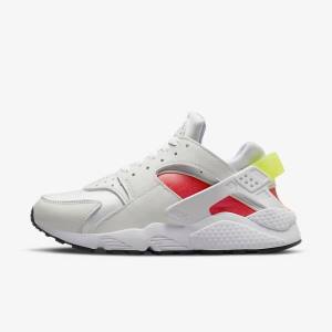 Women's Nike Air Huarache Trainers White / Light Red / Black | NK804UBS