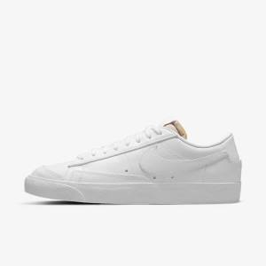 Women's Nike Blazer Low 77 Trainers White | NK506XZV