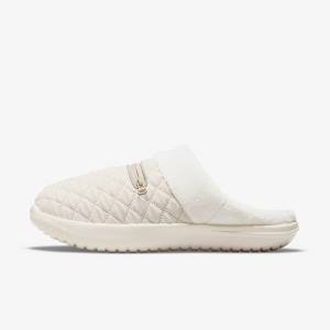 Women's Nike Burrow SE Slipper Trainers Light Brown / White / Grey | NK286AJZ