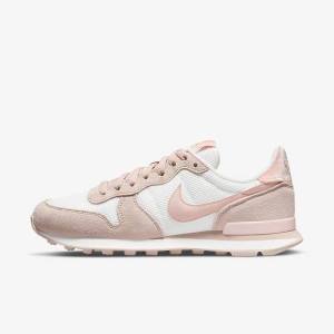 Women's Nike Internationalist Trainers White / Khaki Grey / Light | NK495GNQ